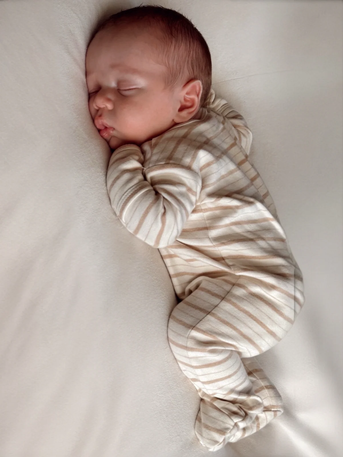 Biscuit Mixed Stripe / Organic 2-Way Zip Footie