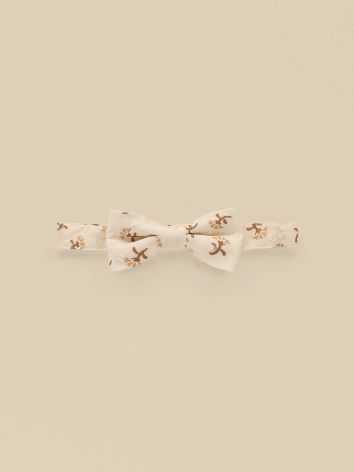 Bow Tie, Iris