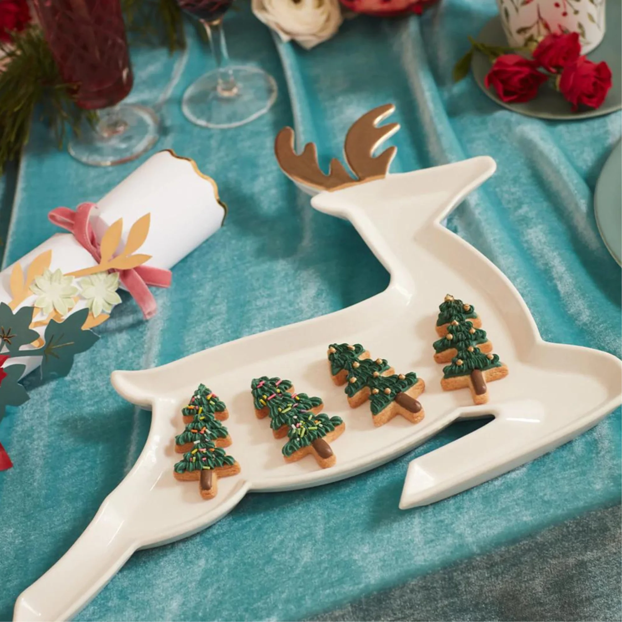 Ceramic Reindeer Plates, Set of 2 - Image 3