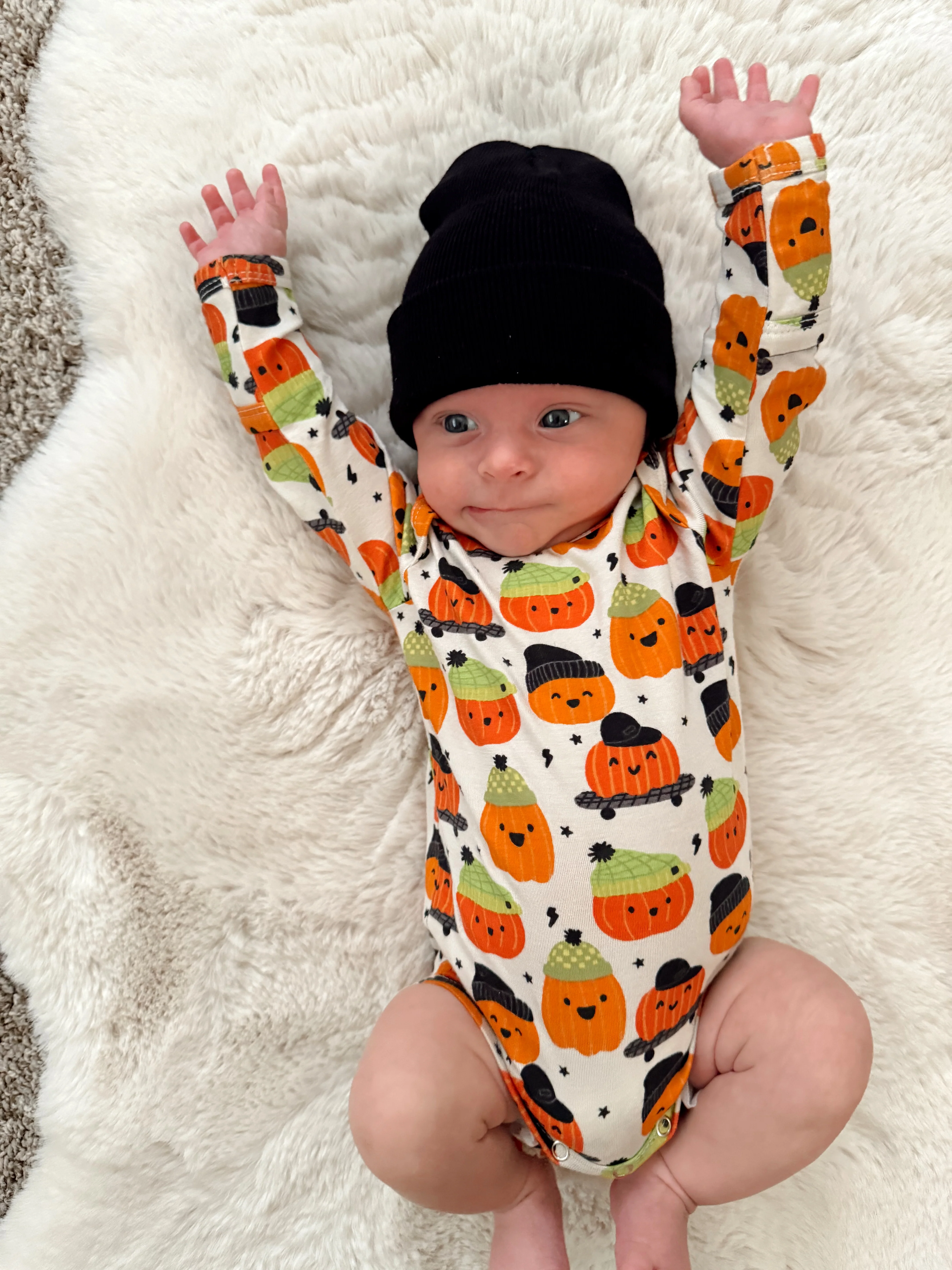 Long Sleeve Bodysuit, Pumpkin Buds