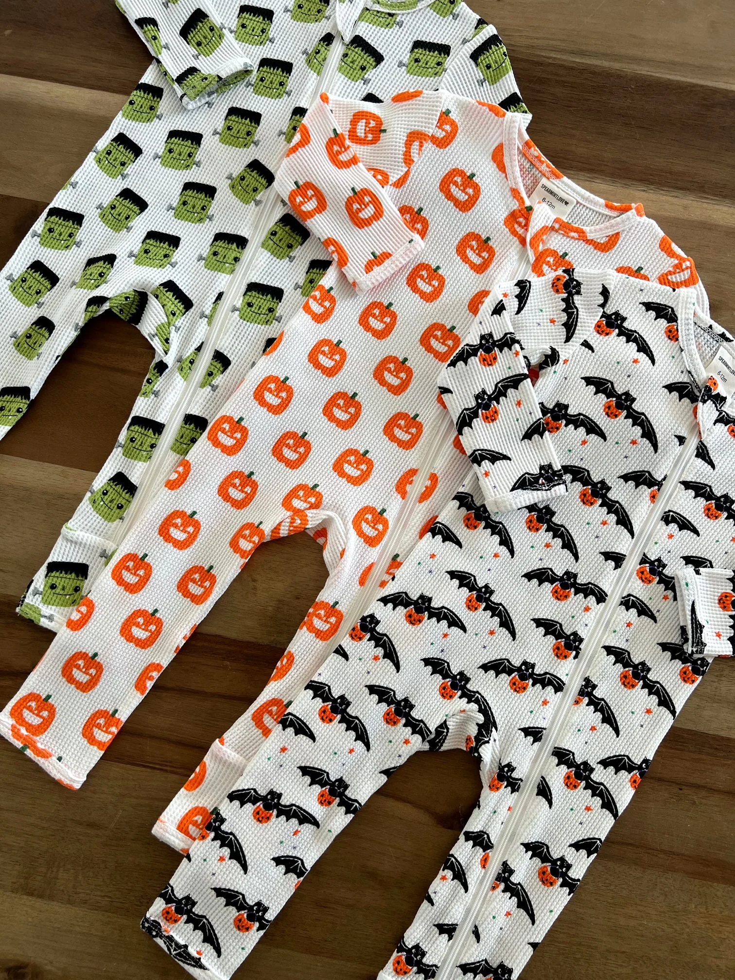 Organic Waffle Basic Zip Romper, Trick or Treating Bat - Image 3