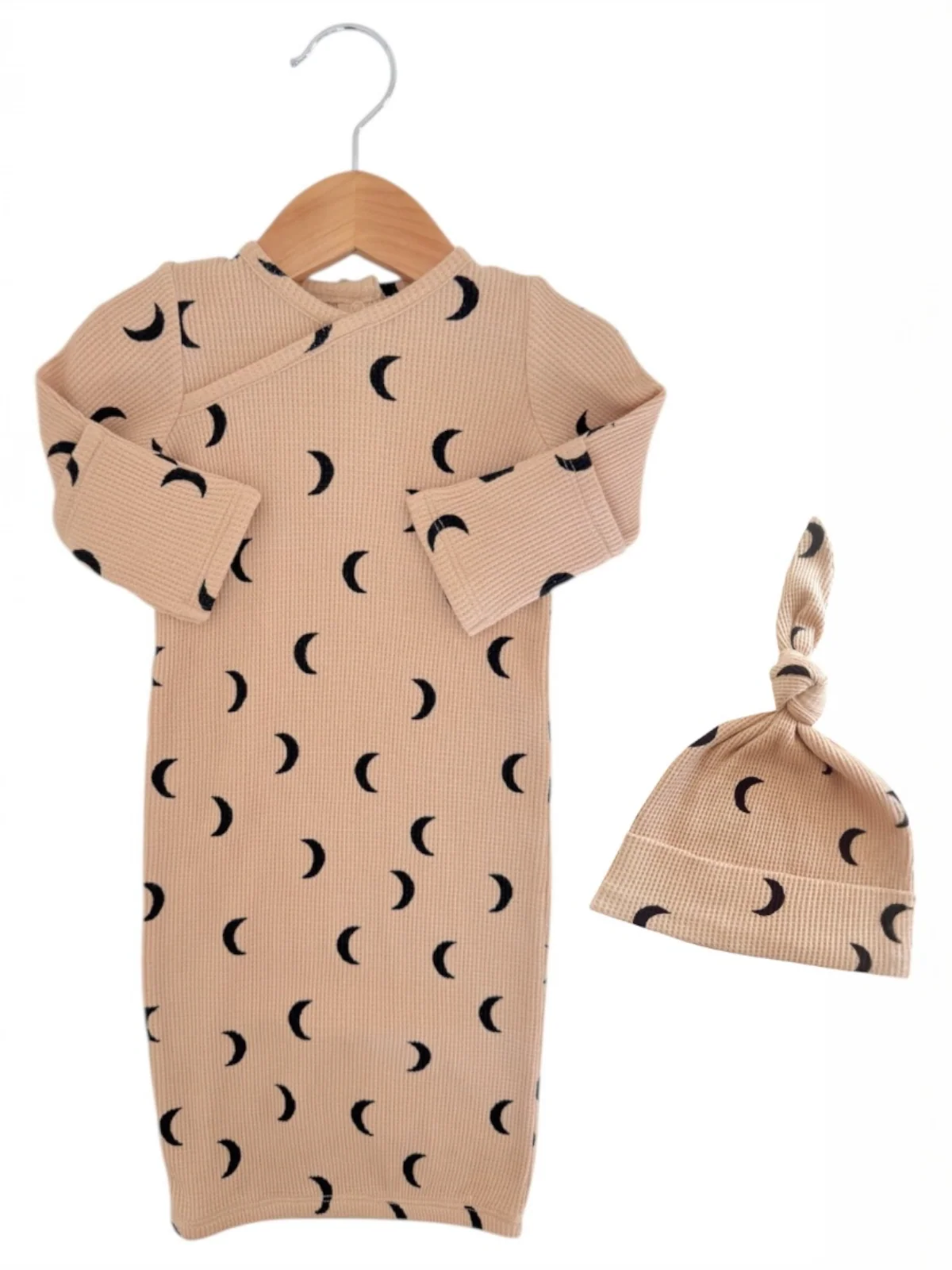 Organic Waffle Gown & Hat Set, Tan/Black Moon