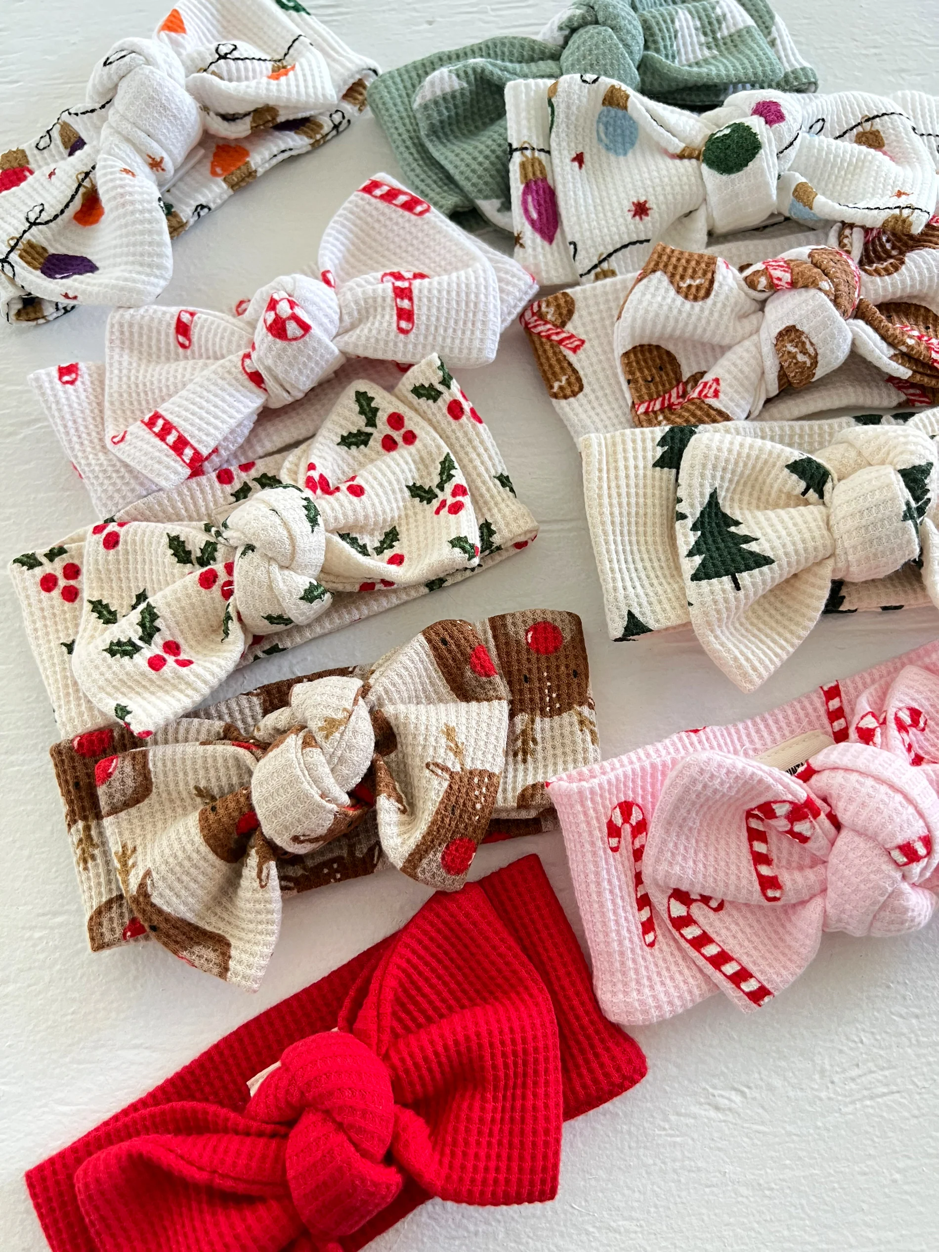 Organic Waffle Knot Bow, Holly - Image 3