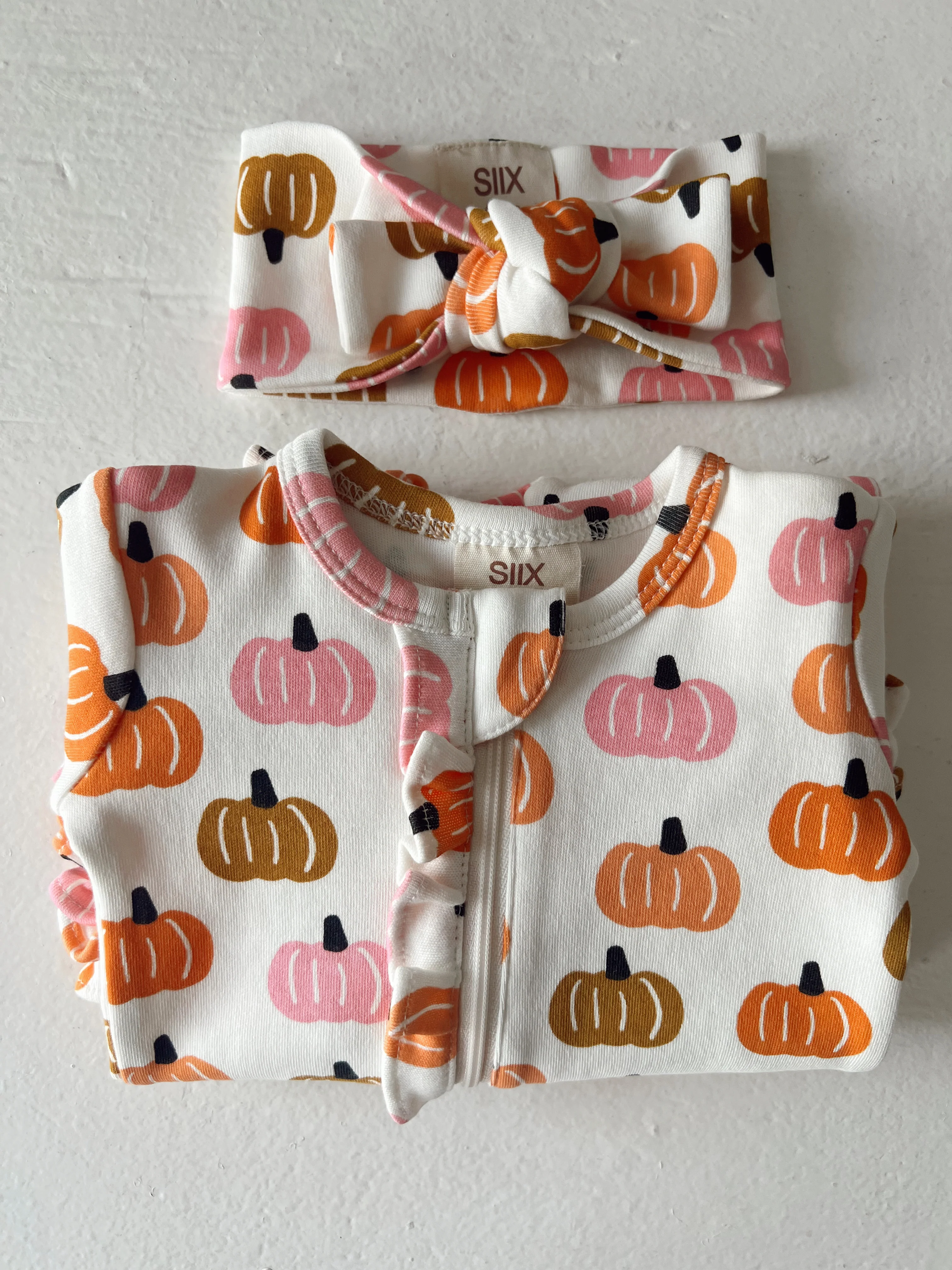 Pink Pumpkin Patch / Organic Bow - Image 3