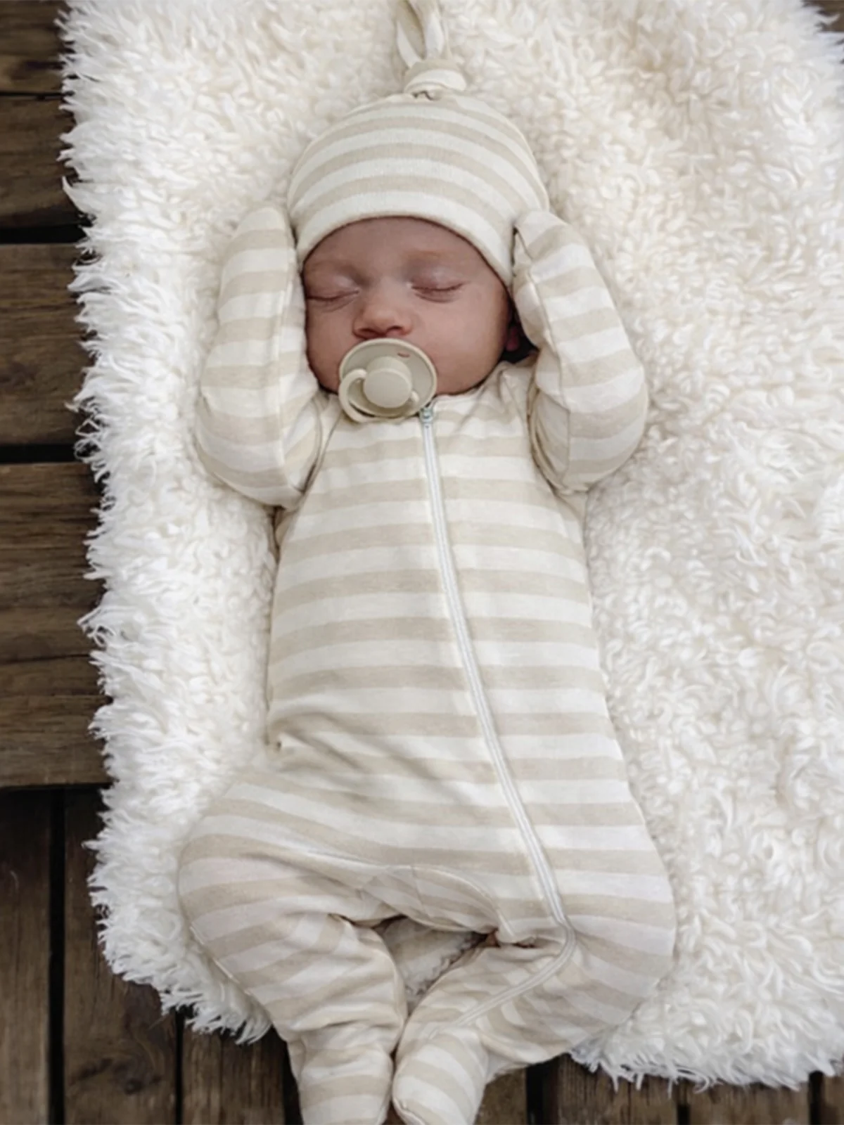 Sage Stripe / Organic 2-Way Zip Footie