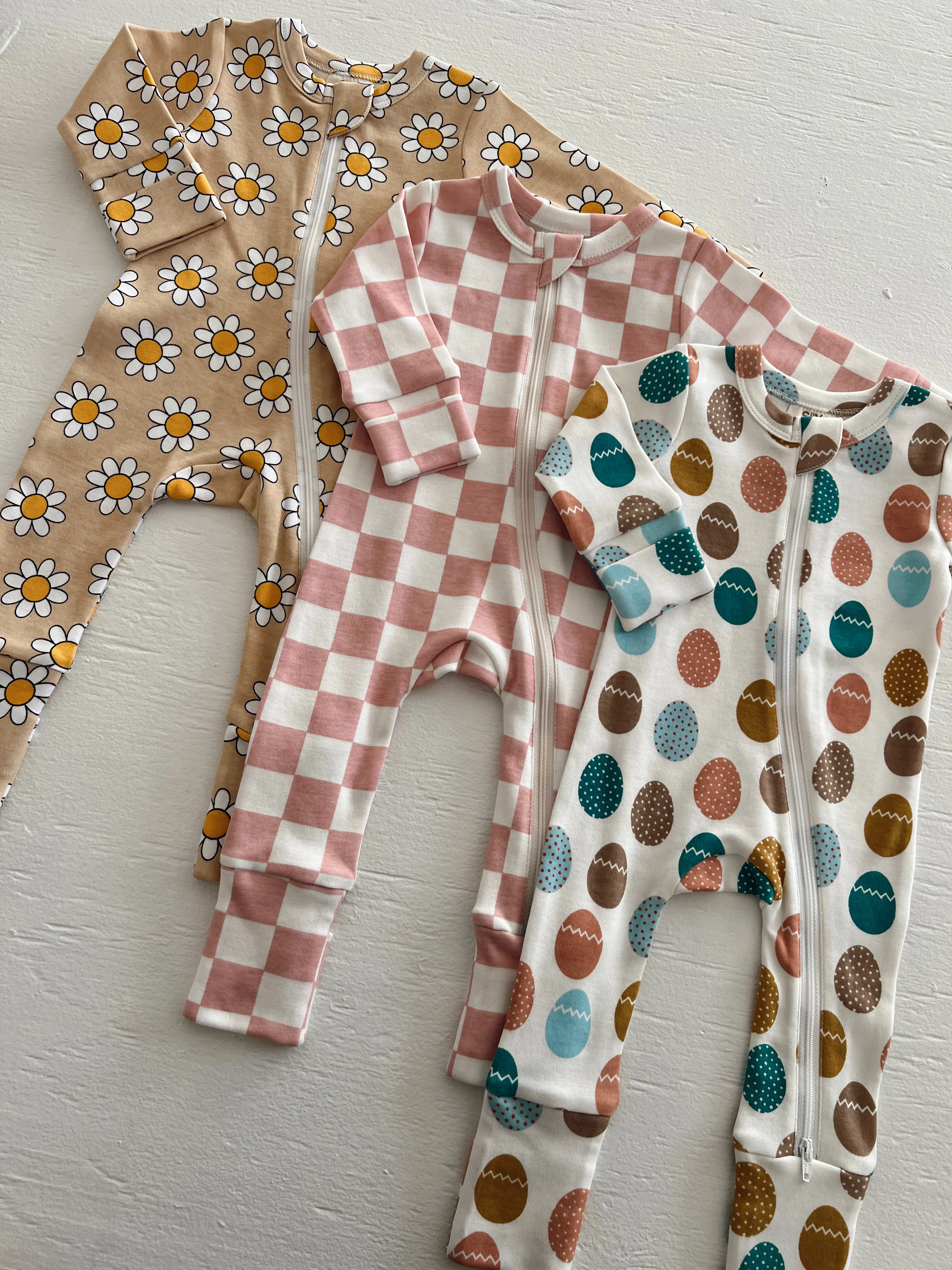 Strawberry Shortcake Checkerboard / Organic 2-Way Zip Romper - Image 5